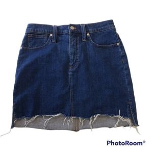 Madewell Jean Mini Skirt Raw Hem Hi/Lo Size 28 Excellent condition.